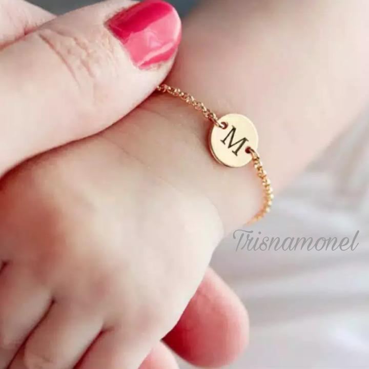 SIMPEL DAN ELEGAN !!! gelang custom huruf suka-suka gold dan silver size anak sampai dewasa